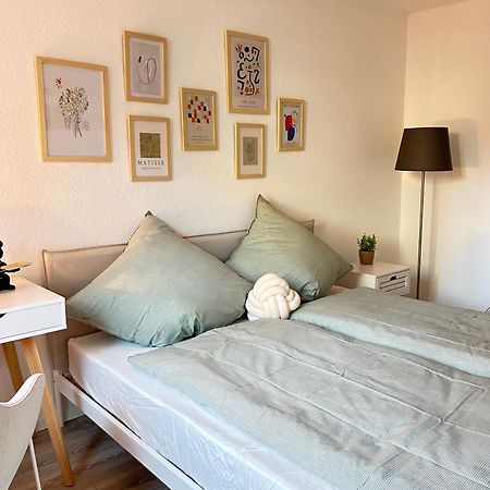 Modernes Designer-Apartment Fuer 7 Gaeste - 80Qm In Zentraler Lage, Self-Check-In Karlsruhe Exterior foto