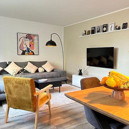 Modernes Designer-Apartment Fuer 7 Gaeste - 80Qm In Zentraler Lage, Self-Check-In Karlsruhe Exterior foto